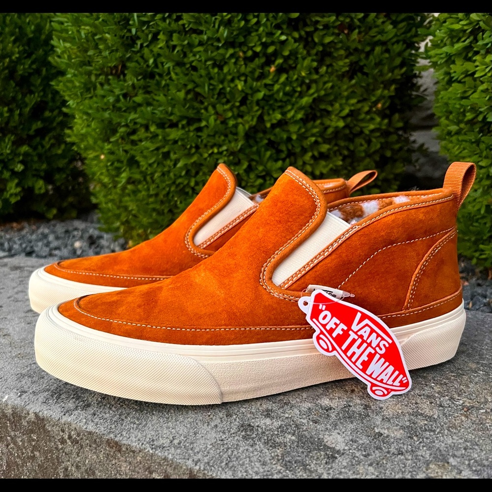 Vans Leather Suede Mid Slip On SF MTE Tan men9/women 10.5